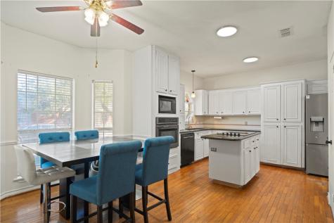 7401 Blue Lake Drive Corpus Christi TX 78413