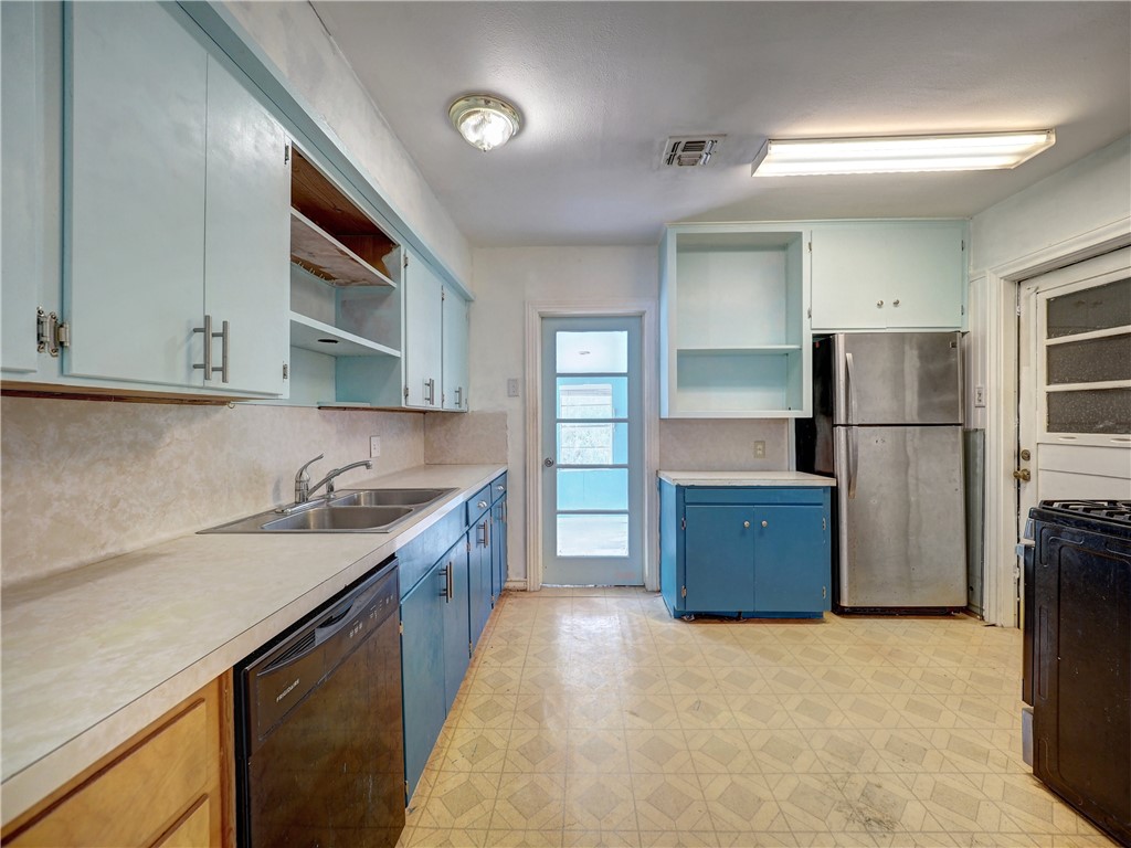 2821 Topeka Street Corpus Christi TX 78404