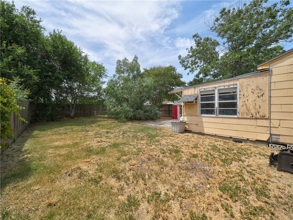 2821 Topeka Street Corpus Christi TX 78404