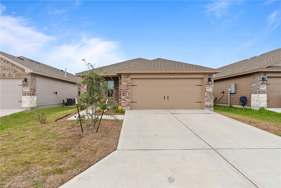 7613 Bullrider Drive Corpus Christi TX 78414