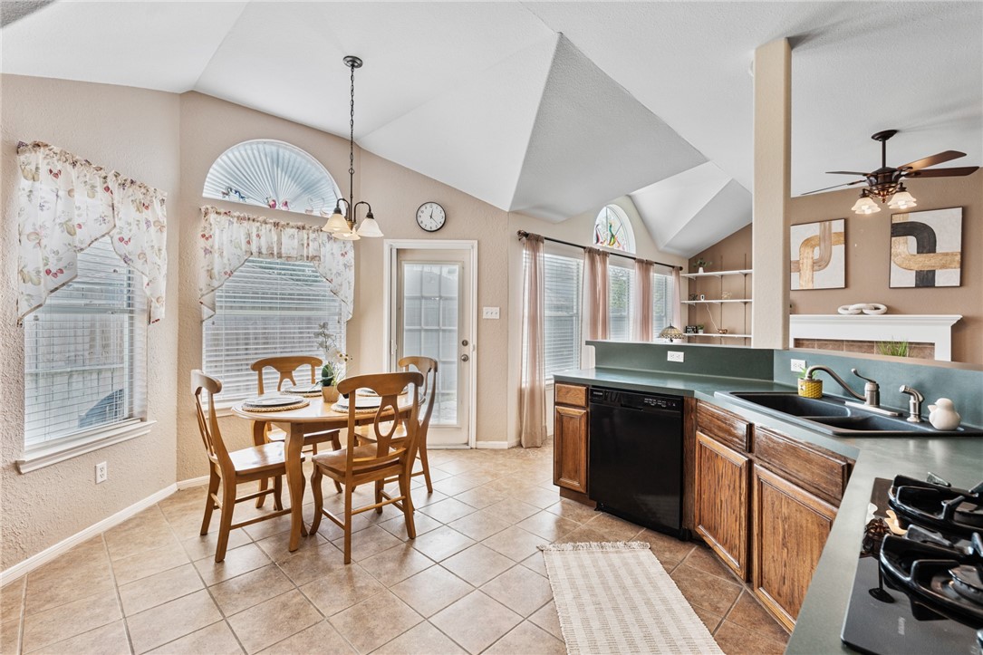 7238 Windwillow Drive Corpus Christi TX 78414