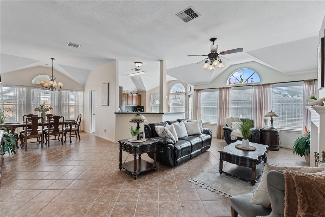 7238 Windwillow Drive Corpus Christi TX 78414