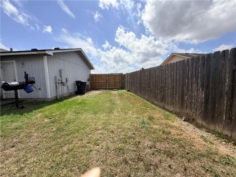 1938 El Monte Street Corpus Christi TX 78417