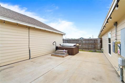 1533 Oak Hill Drive Corpus Christi TX 78418
