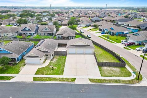 1533 Oak Hill Drive Corpus Christi TX 78418