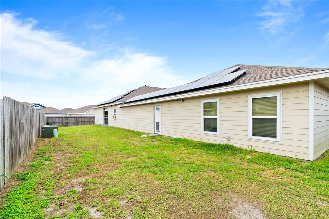 1533 Oak Hill Drive Corpus Christi TX 78418