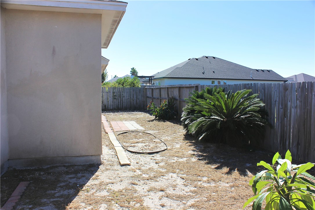 15221 Main Royal Drive Corpus Christi TX 78418