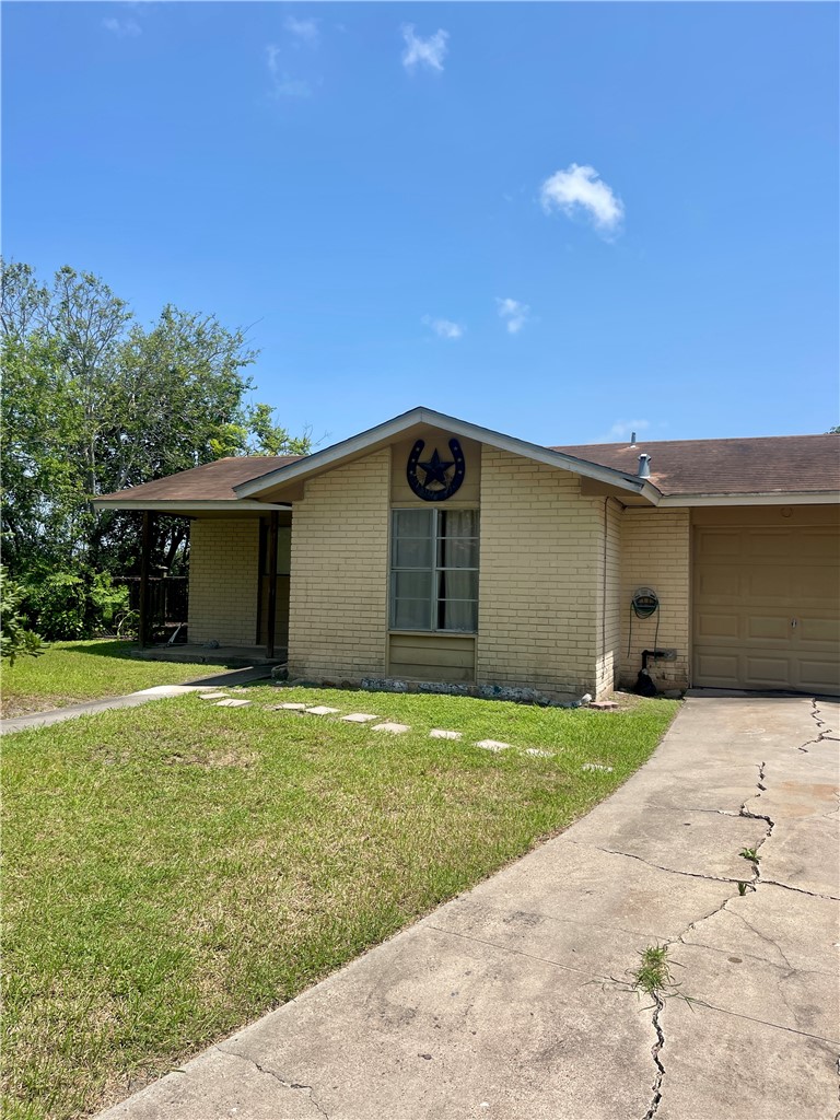 5485 Buggywhip Drive Corpus Christi TX 78415