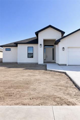 1437 Chloe Cay Street Corpus Christi TX 78415