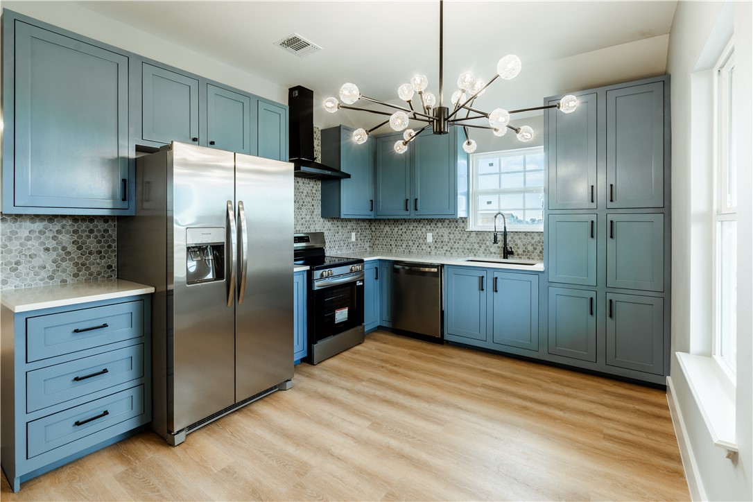 324 W Live Oak Rockport TX 78382