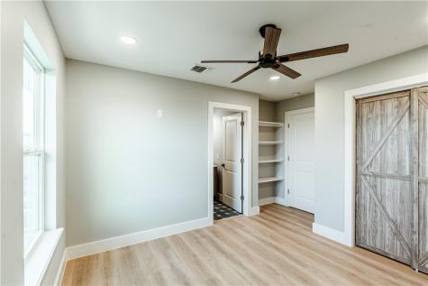 324 W Live Oak Rockport TX 78382