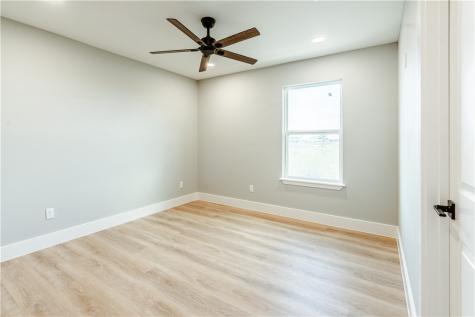 324 W Live Oak Rockport TX 78382