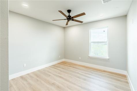 324 W Live Oak Rockport TX 78382