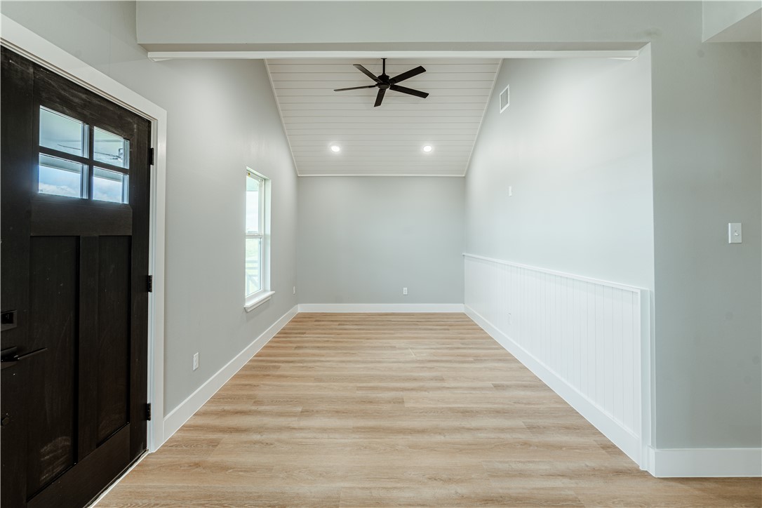 324 W Live Oak Rockport TX 78382