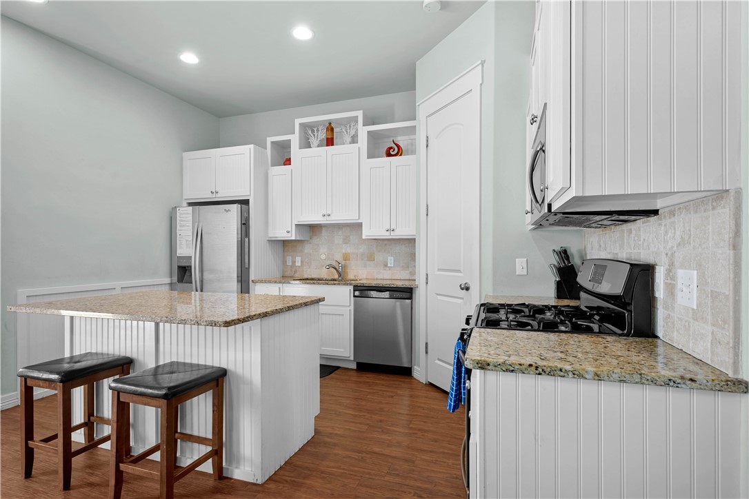 311 Sailhouse Way Rockport TX 78382