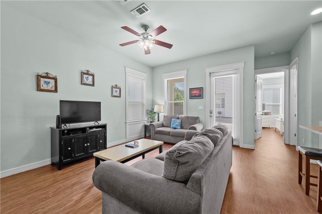 311 Sailhouse Way Rockport TX 78382