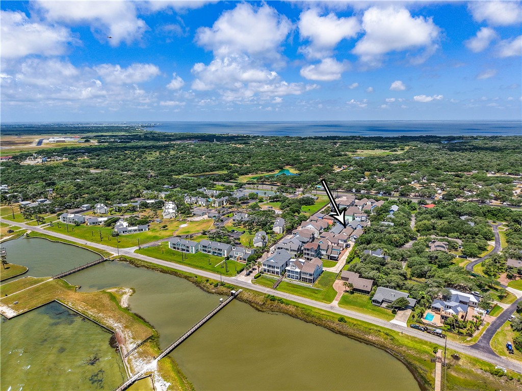 311 Sailhouse Way Rockport TX 78382