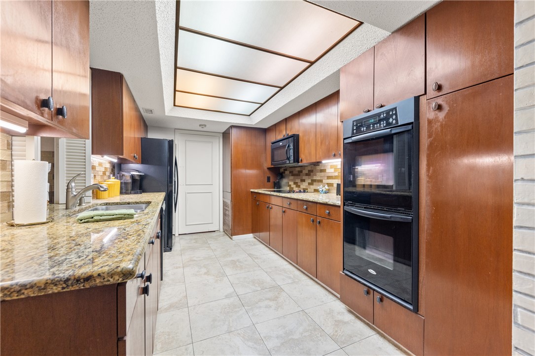 77 Townhouse 77 Corpus Christi TX 78412