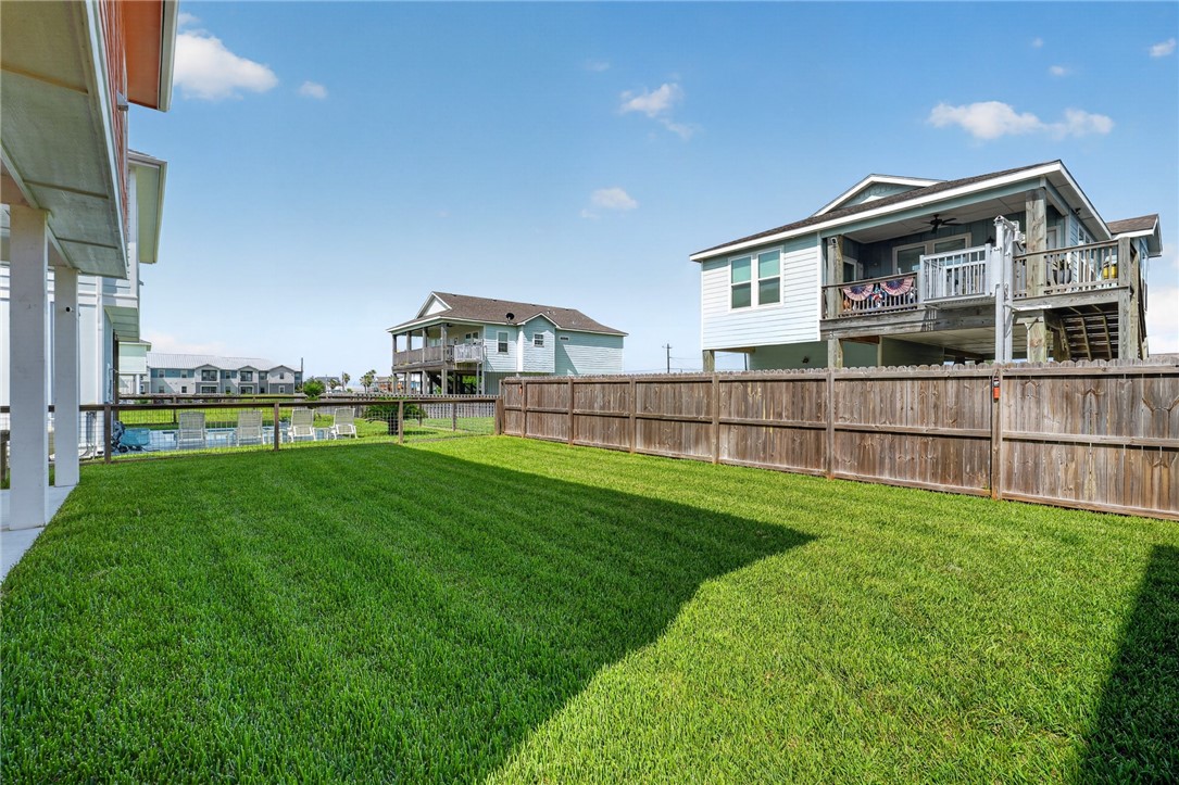 1505 S Live Oak Street Rockport TX 78382