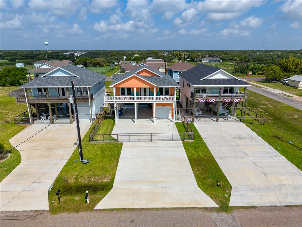 1505 S Live Oak Street Rockport TX 78382