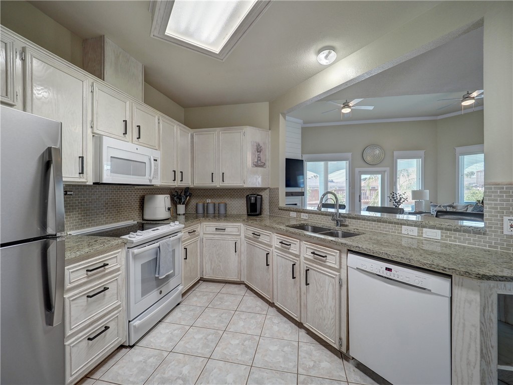 13853 Mizzen Street Corpus Christi TX 78418