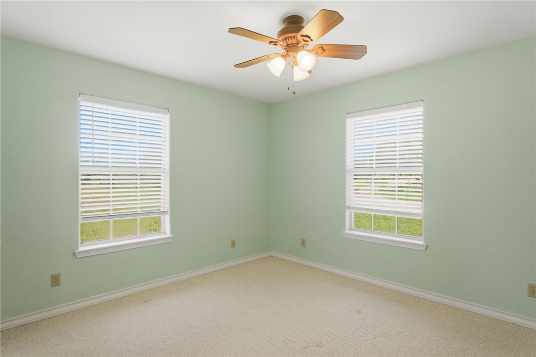 120 County Road 317 Cr V George West TX 78022