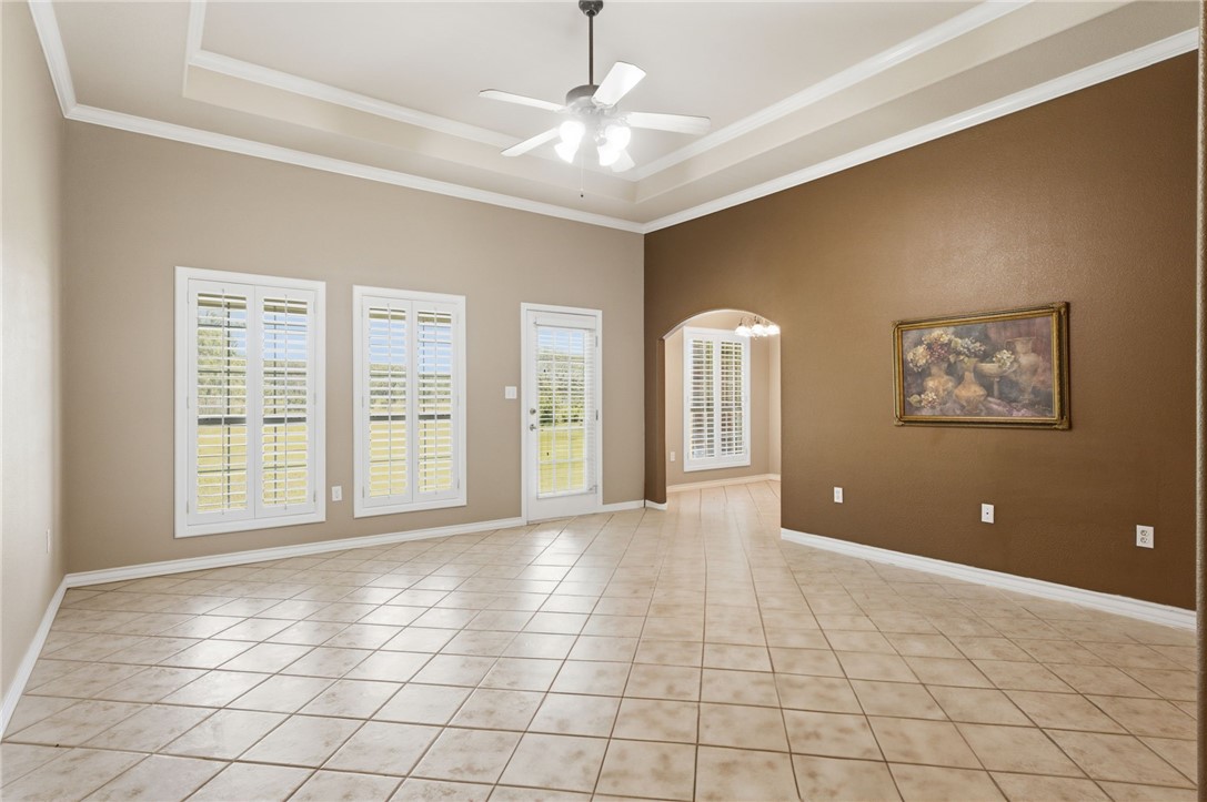 120 County Road 317 Cr V George West TX 78022