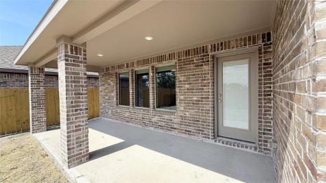 3613 Sahar Lake Drive Robstown TX 78380