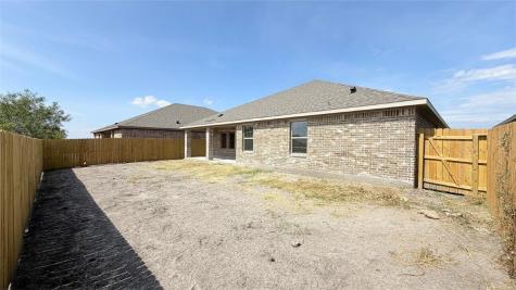3613 Sahar Lake Drive Robstown TX 78380