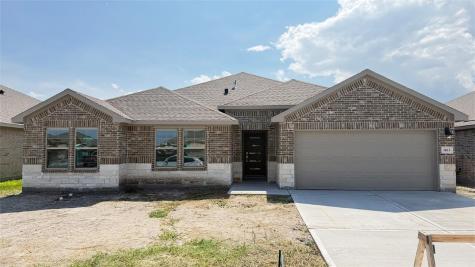 3613 Sahar Lake Drive Robstown TX 78380