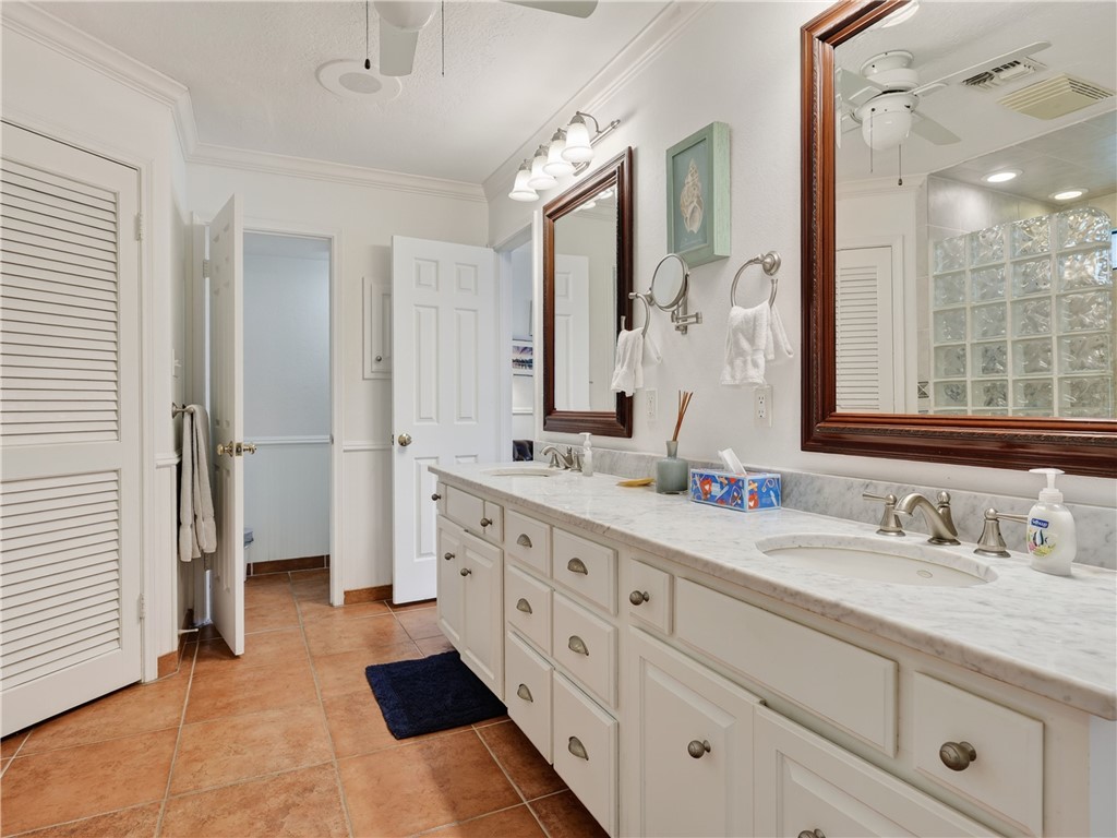 43 Blue Heron Drive Rockport TX 78382
