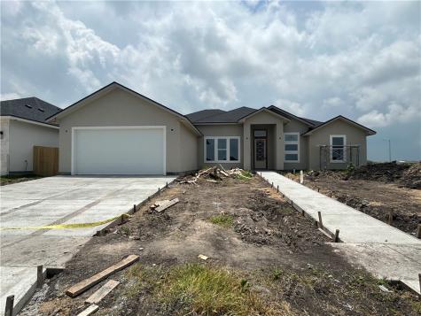 1481 Irigoyen Court Corpus Christi TX 78415