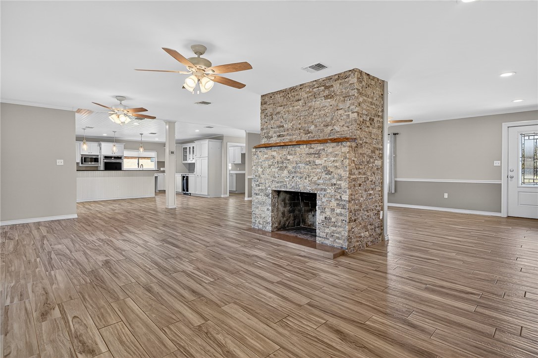 140 Front Street Rockport TX 78382