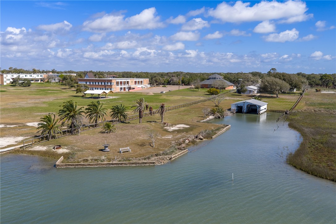 140 Front Street Rockport TX 78382