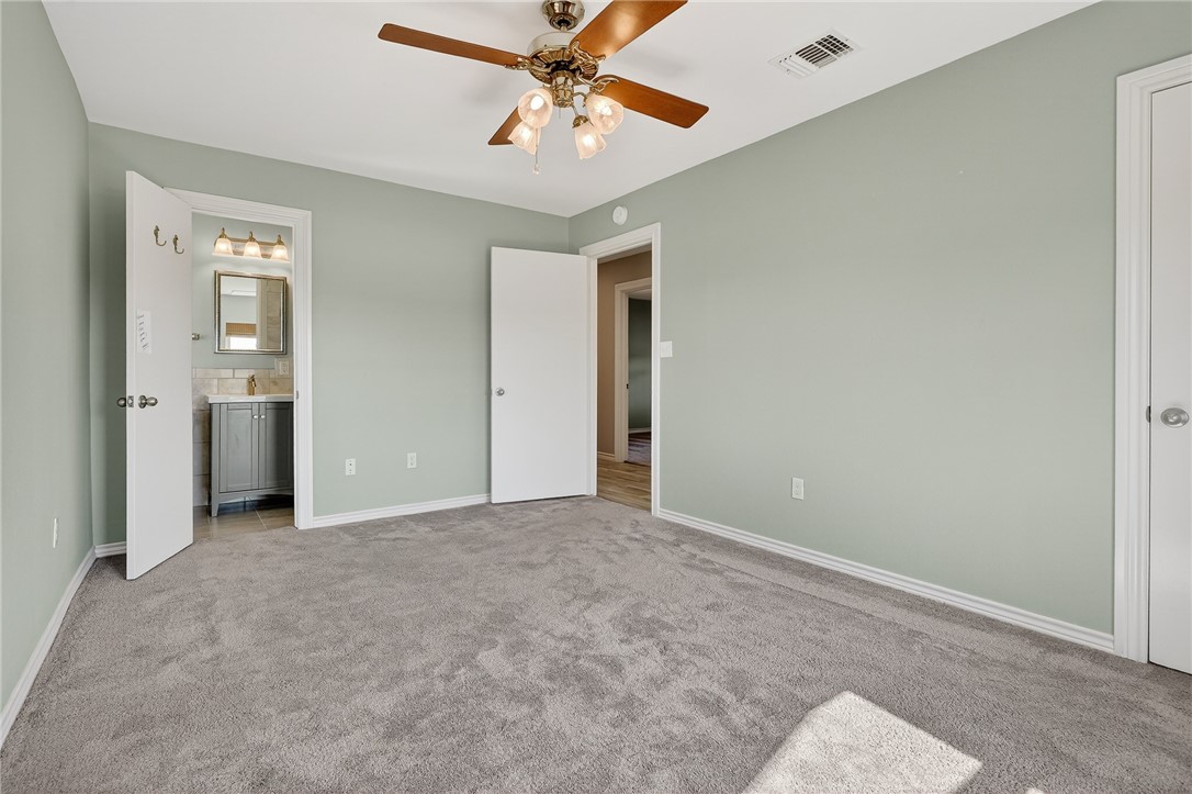 140 Front Street Rockport TX 78382