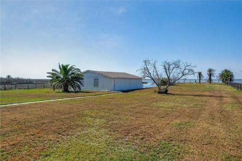 140 Front Street Rockport TX 78382