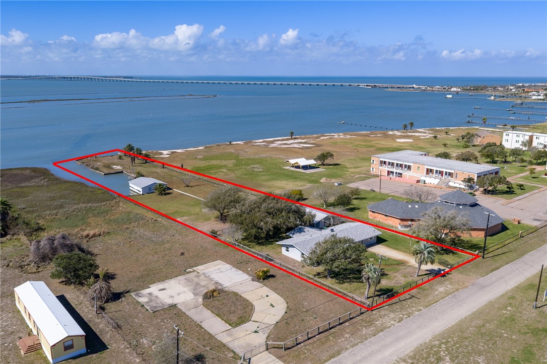 140 Front Street Rockport TX 78382