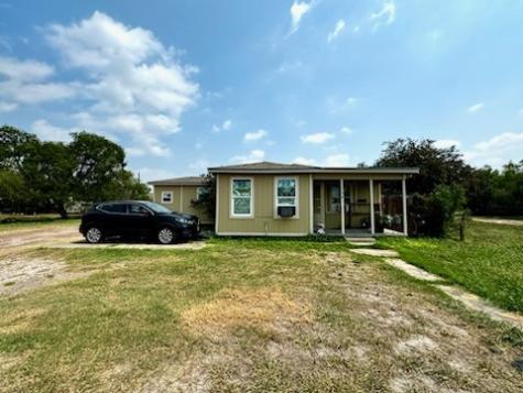 176 W D Avenue Kingsville TX 78363