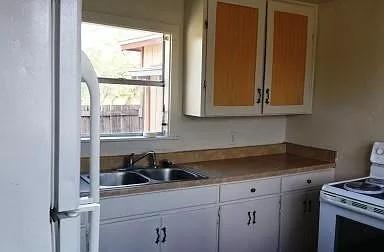 176 W D Avenue Kingsville TX 78363