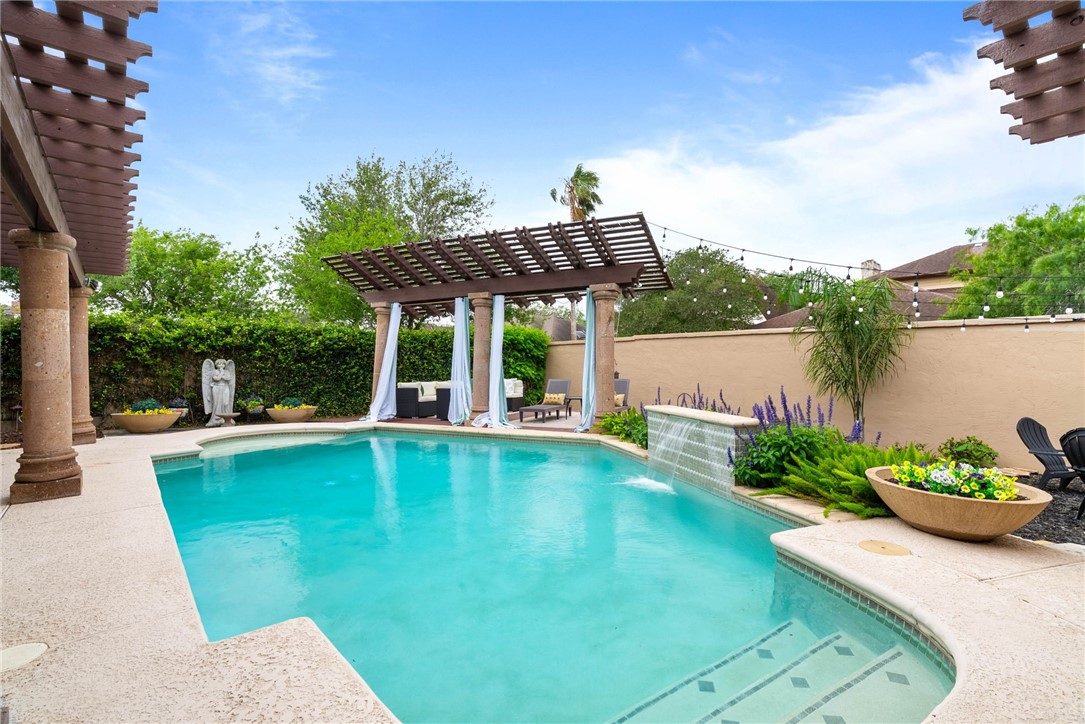 7001 Bevington Drive Corpus Christi TX 78413