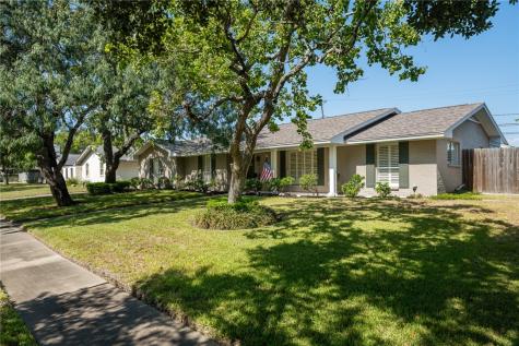 53 Camden Place Corpus Christi TX 78412