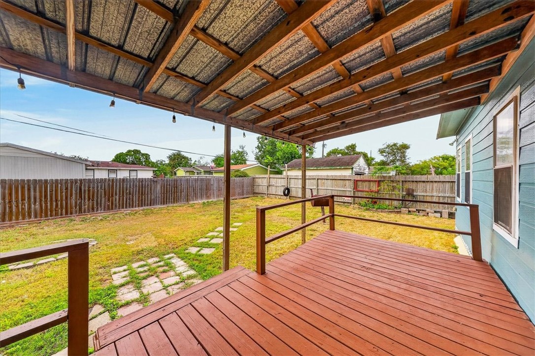 745 Lansdown Drive Corpus Christi TX 78412