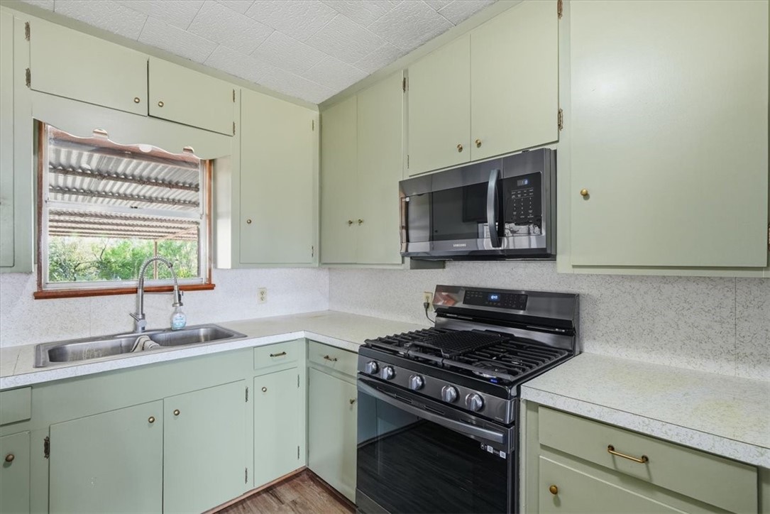 128 Fm 3336 George West TX 78022
