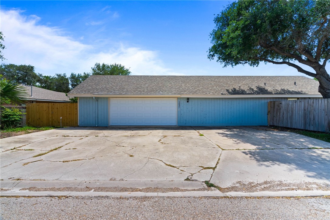 5426 Chevy Chase Drive Corpus Christi TX 78412