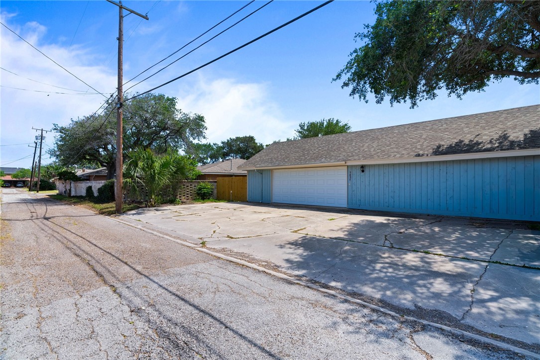 5426 Chevy Chase Drive Corpus Christi TX 78412