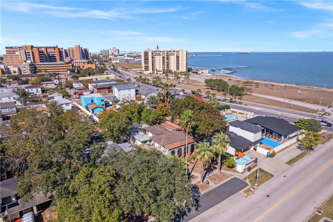 116 Del Mar Boulevard Corpus Christi TX 78404