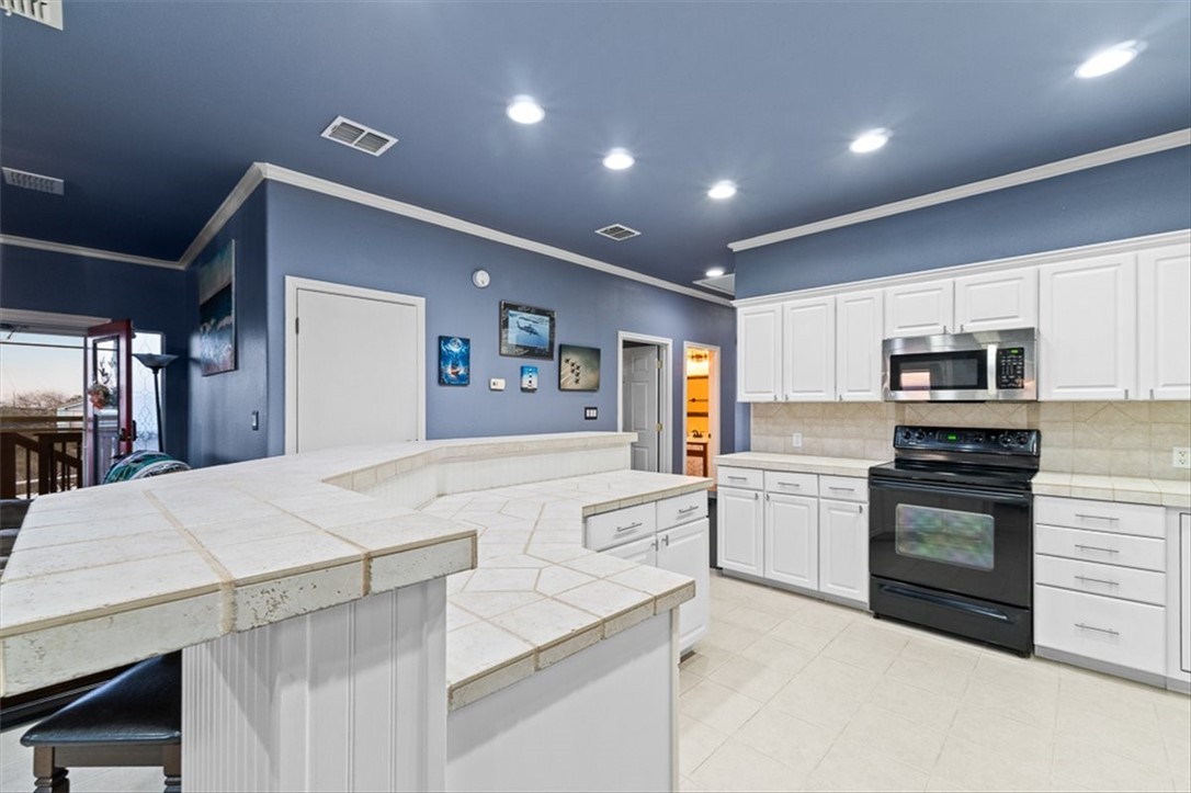 367 Royal Oak Lane Rockport TX 78382