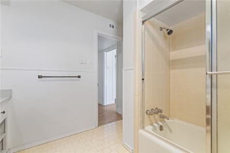 134 Seaview Corpus Christi TX 78411
