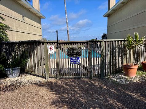 15125 Leeward Drive 10 Corpus Christi TX 78418
