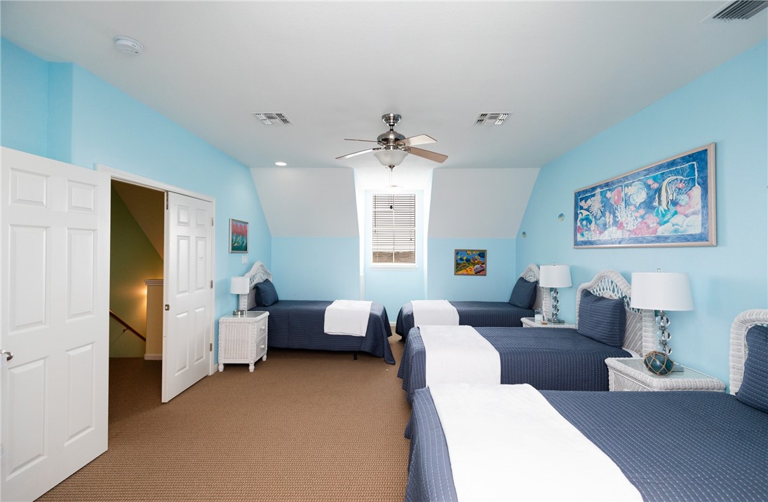 727 Parkplace Port Aransas TX 78373